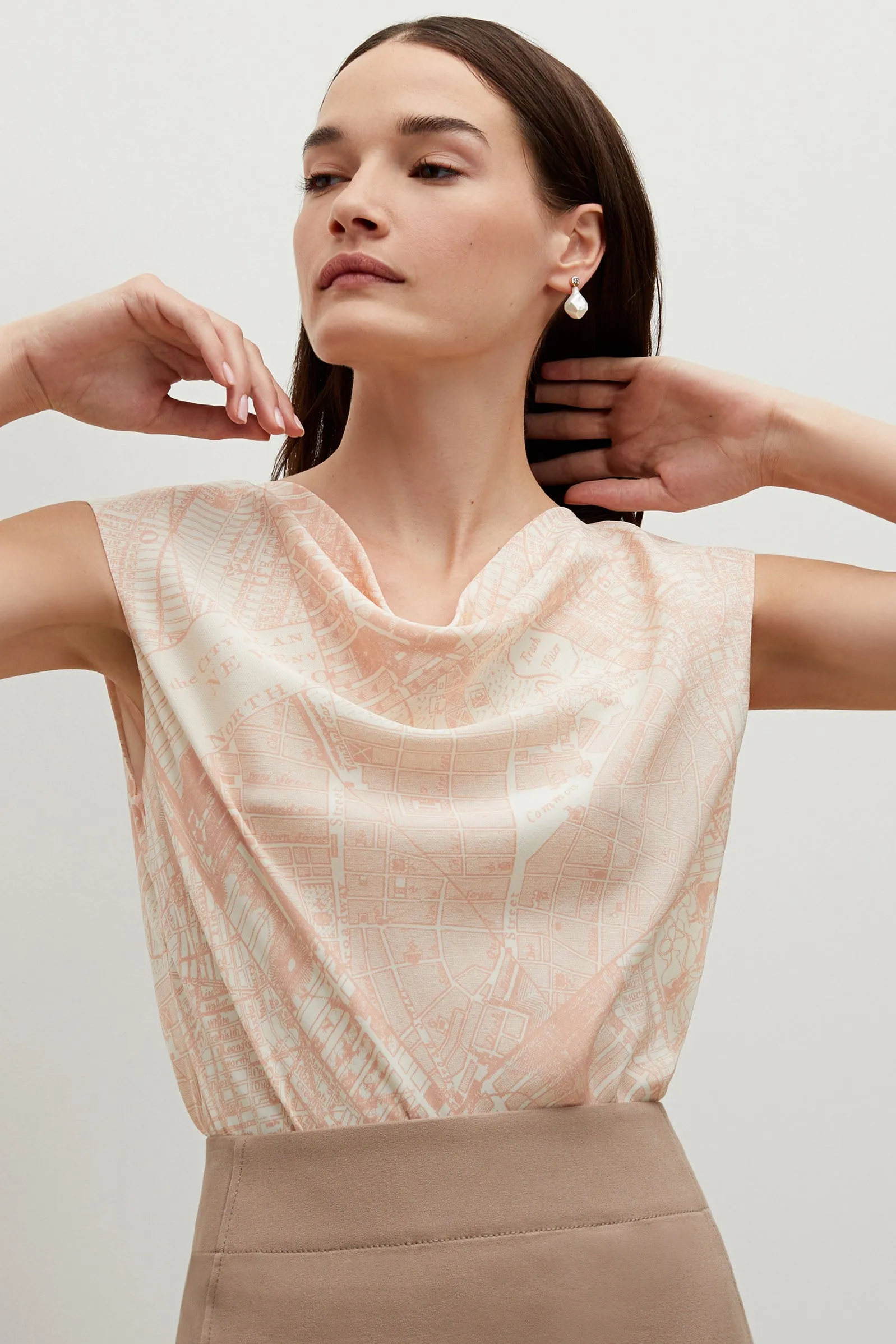 Rowling Top - Atlas Print :: Ivory / Cameo